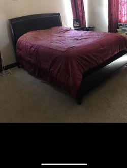 Queen size bedroom set