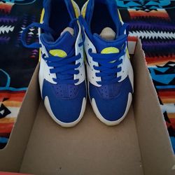 Nike Huaraches Sixe6