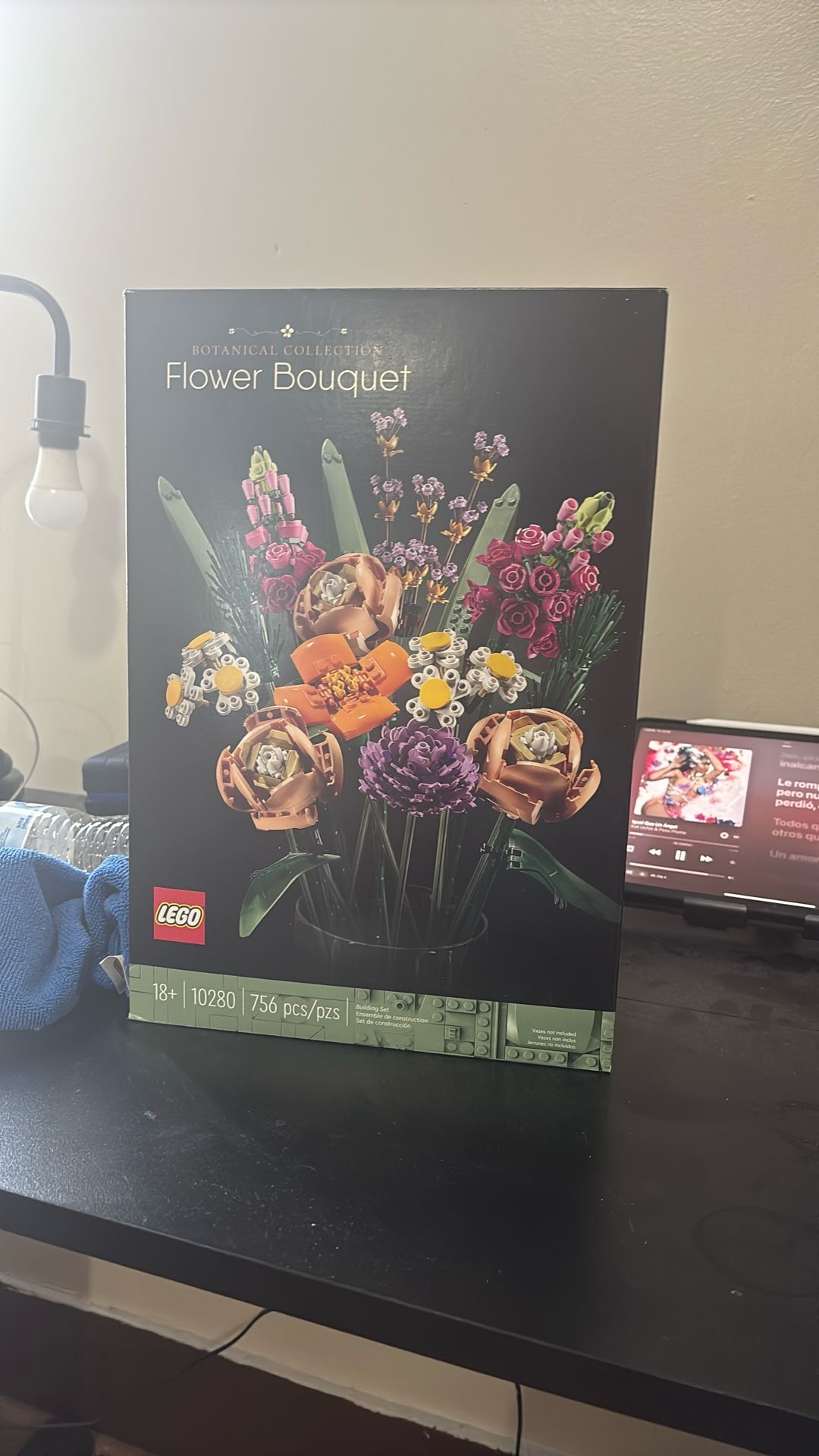 Brand New Lego Bouquet