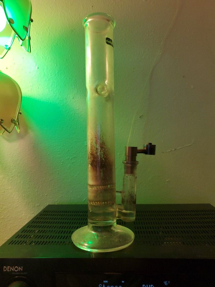 Double Honeycomb Chamber Water Pipe