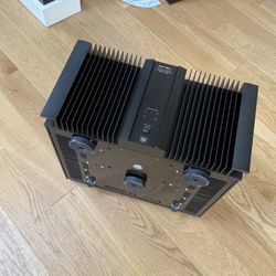 Rotel rbm 1095 200w 5ch amplifier