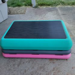Fitness Quest Jane Fonda Step Aerobic Exercise-3 Tier Risers 