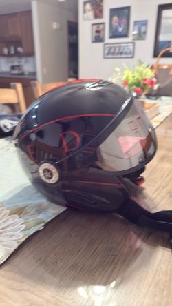 Snow boarding helmet!!