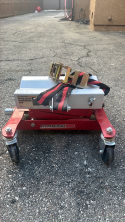 Pittsburgh 450 Ib. Low lift transmission jack