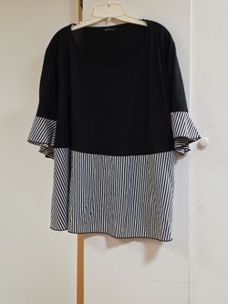 SHEIN CURVE Striped Black And White Tunic