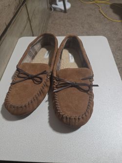 slippers