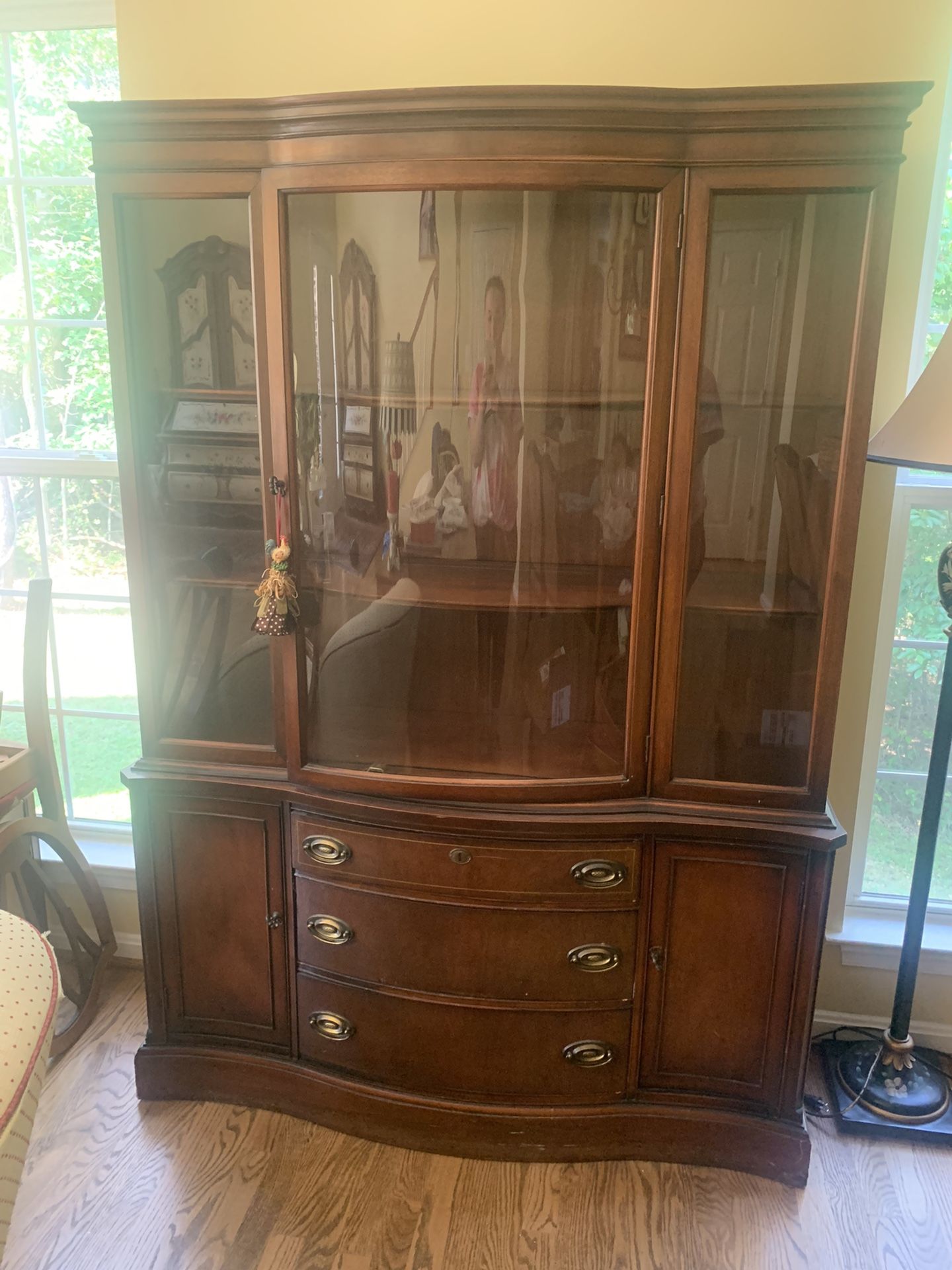 Vintage Bassett mahogany china cabinet