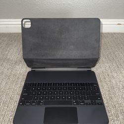  2021 Apple Magic Keyboard for iPad Pro 12.9” (3rd–6th Gen) – Black – Great Condition