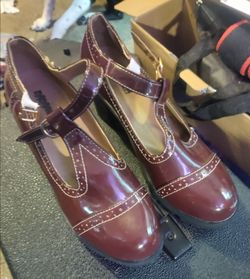 DADAWEN Women's Classic T-Strap Platform Mid-Heel Square Toe Oxfords Dress Shoes size 10