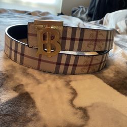 Burberry Belt for Sale in Las Vegas, NV - OfferUp