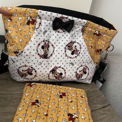 Disney Mini Mouse Purse With Pouch- Never Used 