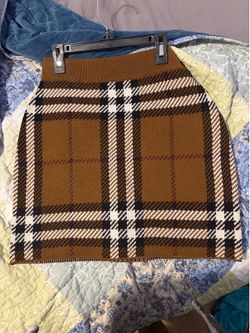 Burberry skirt