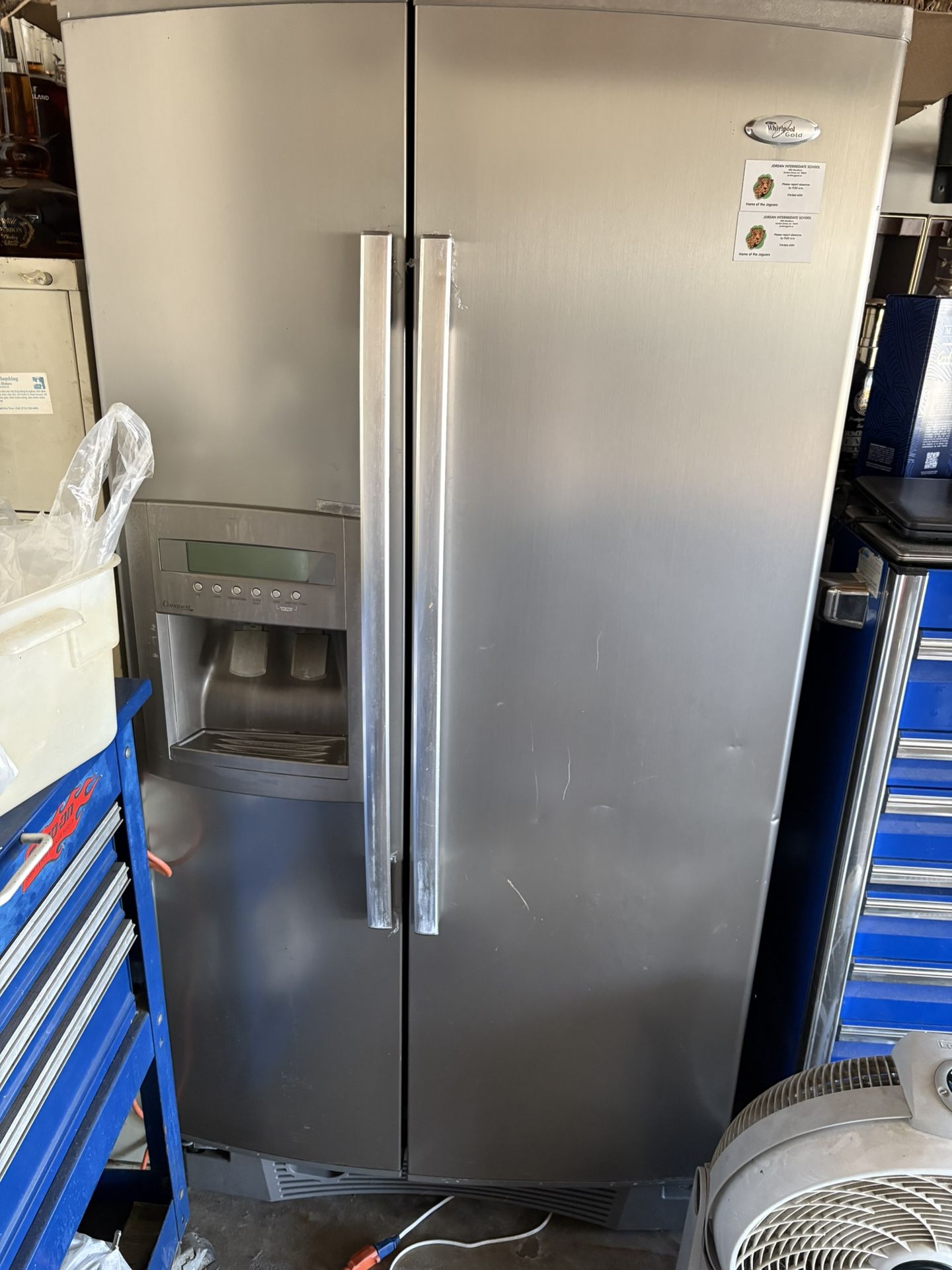 Refrigerator