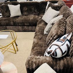 Stunning Stylish Cozy Sectional