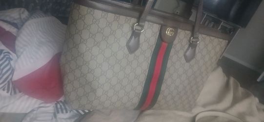 Gucci women purse
