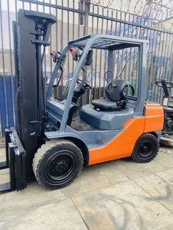 Toyota Forklift 