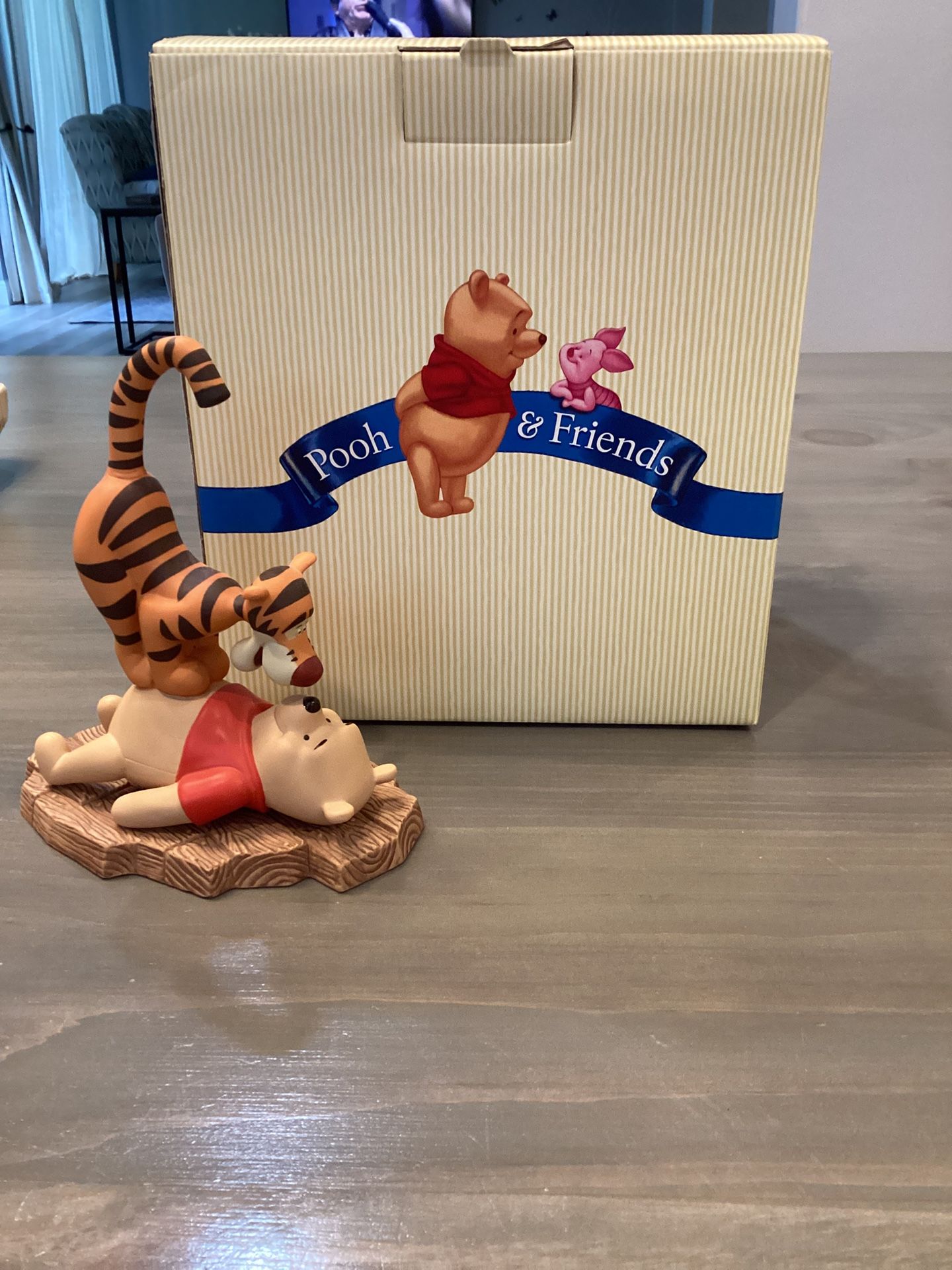 Pooh & Friends Statue Friends Put A Bounce In Your Heart New With Box