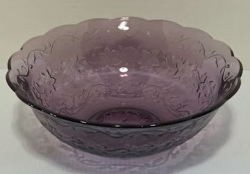 Princess House Fantasia  Amythyst Salad Bowl
