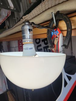 Horse shoe light
