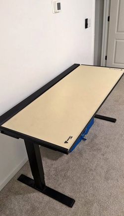 Secretlab Magnus Pro Sit-to-Stand Desk