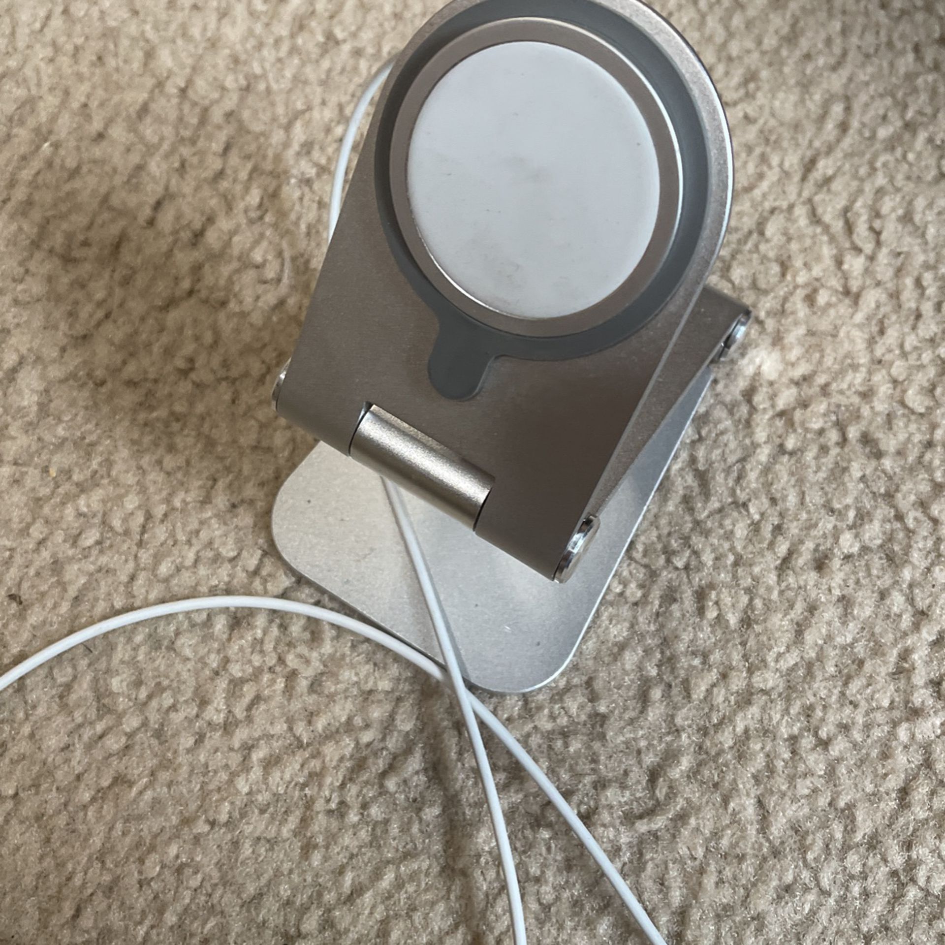 OmoTon Magnetic Charging Stand 