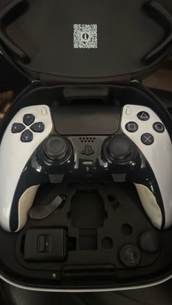 PS5 DualSense Edge wireless controller