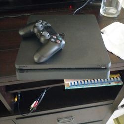 PS4 1TB