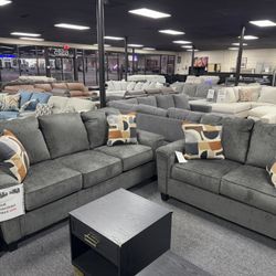 New Sofa & Loveseat. 🚚WE DELIVER🚚