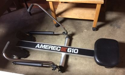 Precor amerec 610 rowing machine hot sale
