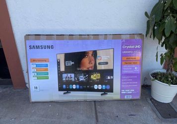 65” Samsung smart 4k led Uhd tv