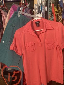 Womens Clothing Size 6-8More!  6 Sets