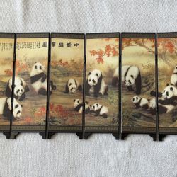 An Imitation of an Ancient Small Screen: Giant Panda (mini lacquered screen)
