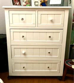 Dresser