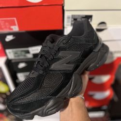 New Balance 9060 Black Cat Size 9.5m
