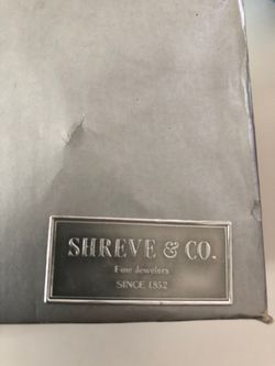 Ring holder. New in box.