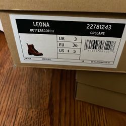 Dr Marten Women’s Boots Leona Butterscotch