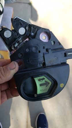 09 honda acord latch