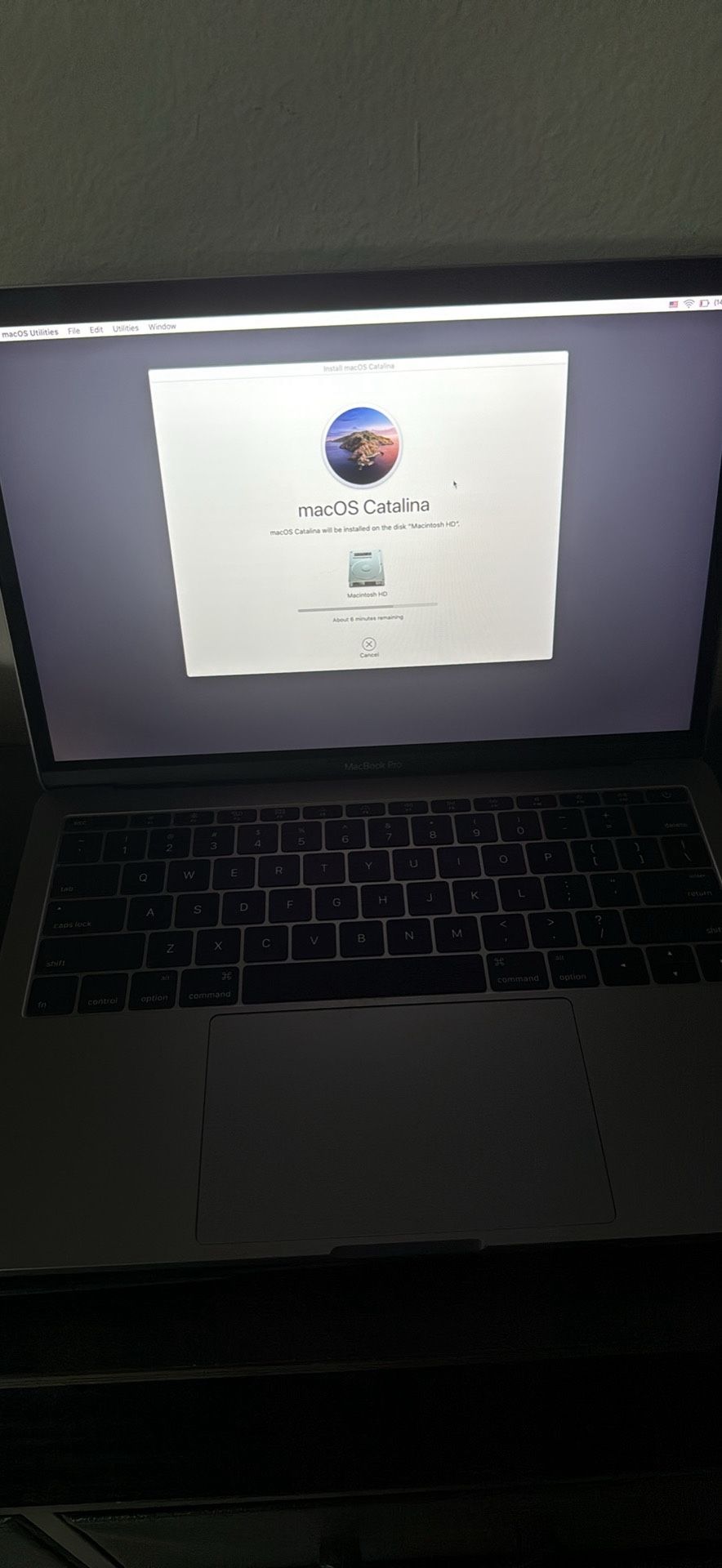 2016 13-inch Macbook Pro 256 GB WITHOUT charger