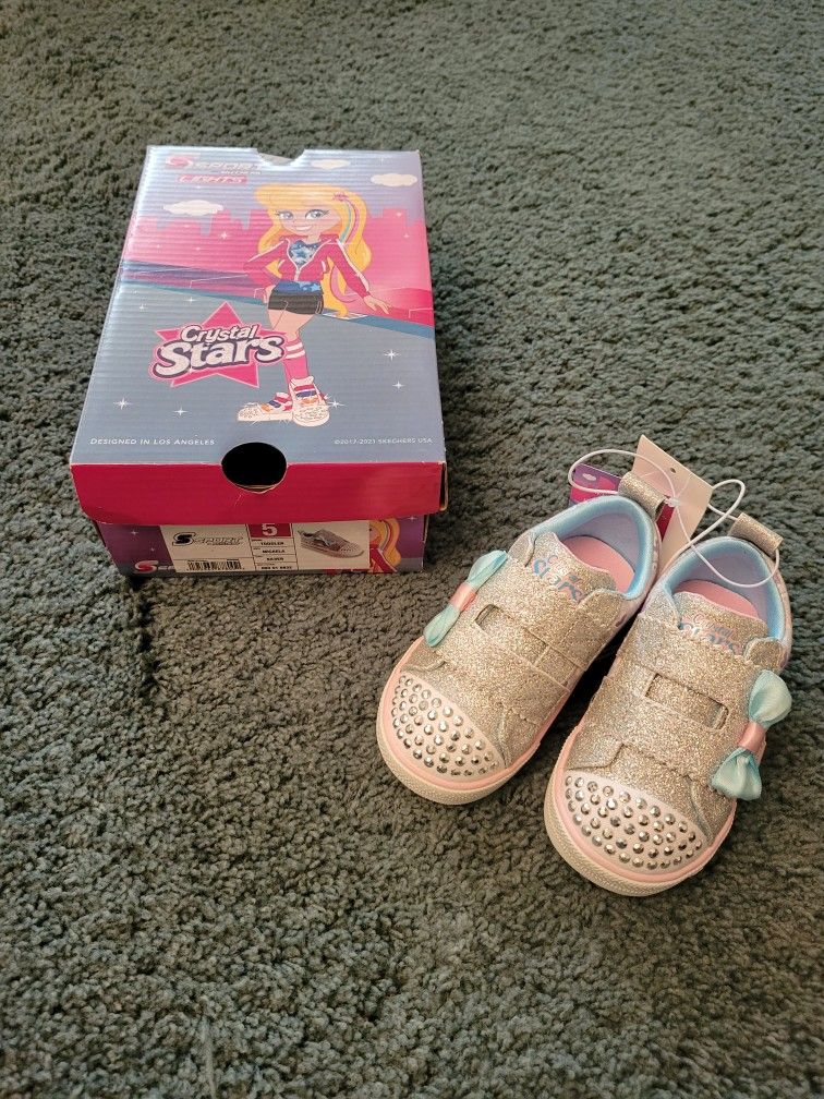BRAND NEW WITH TAGS SPORT SKECHERS LIGHT UP CRYSTAL STARS SHOES SZ 5 LITTLE KIDS