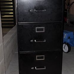5 Drawer File Cabinet 