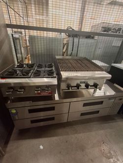 72" chef base / 24" cooktop / 24" charboill