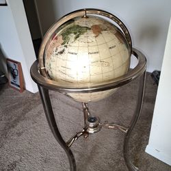 Mother Of Pearl Globe