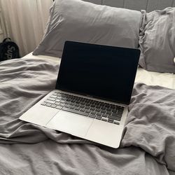 Macbook Air