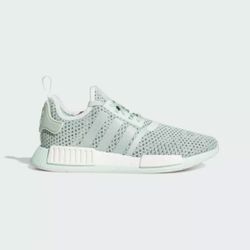 ADIDAS ORIGINALS NMD_R1 MEN SHOES BLUSH GREEN SIZE 8 & 9