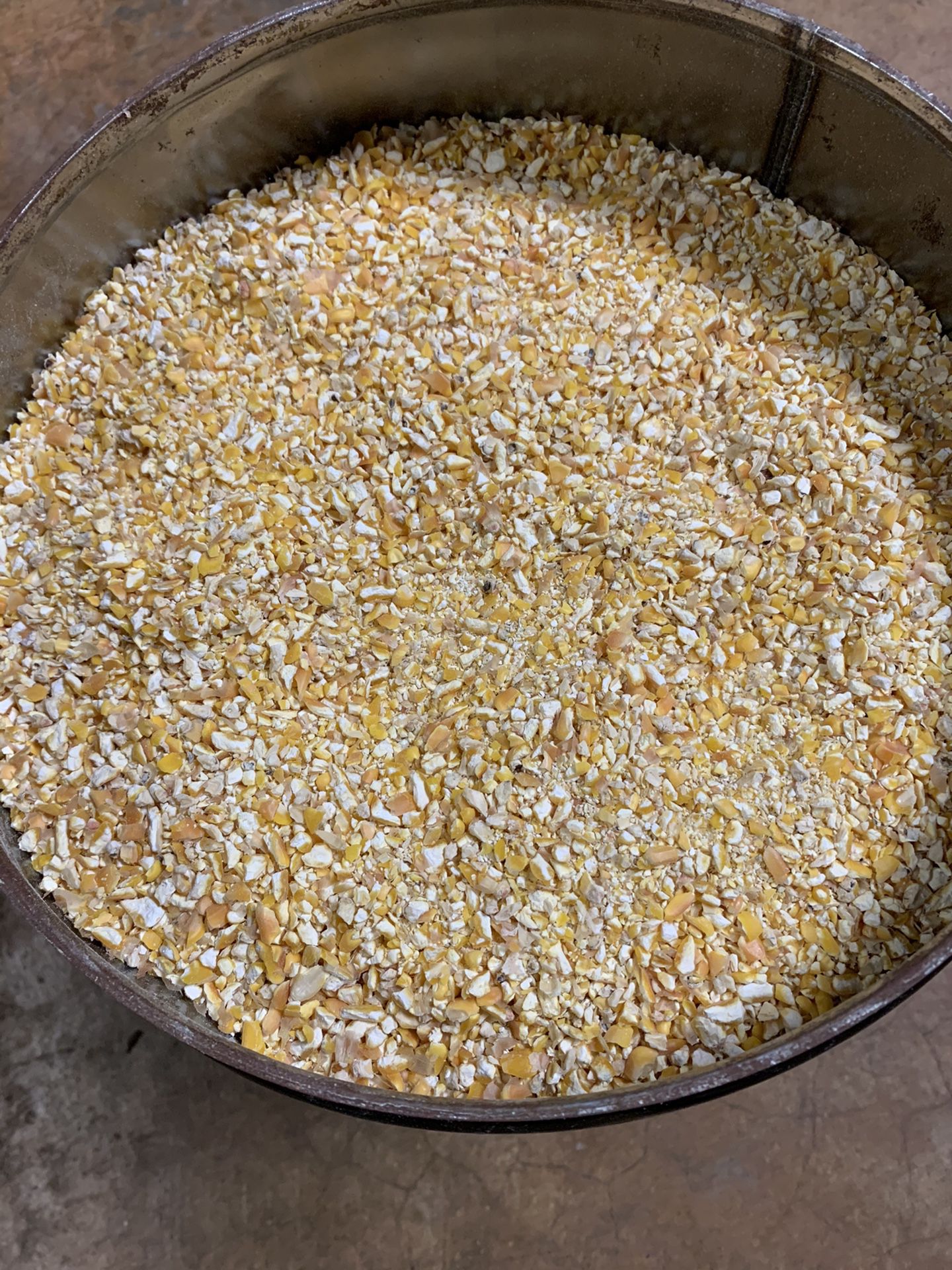 Cracked corn for birds,quails,chickens. By pound $1.50