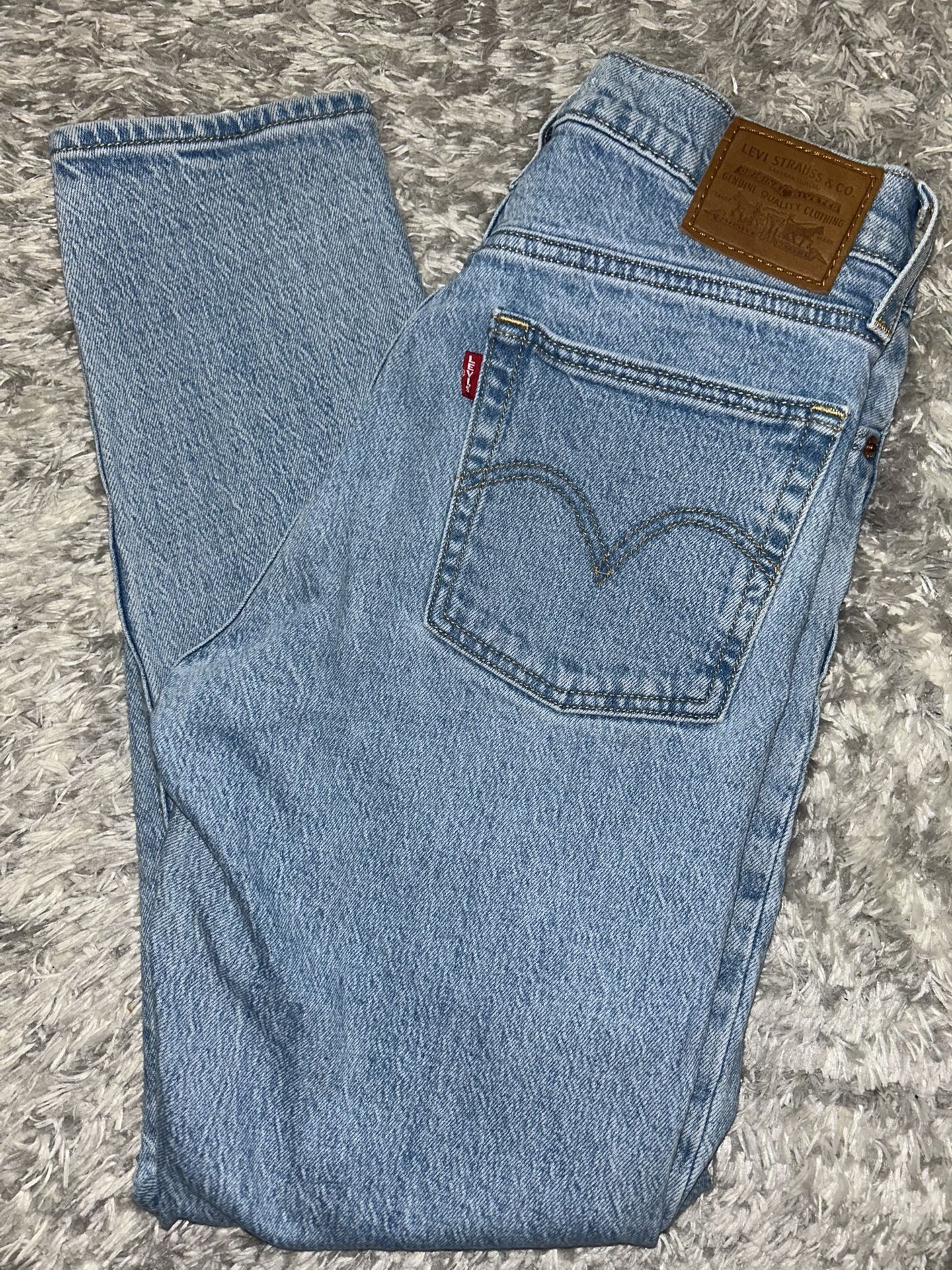 Women’s Levi’s Sz 27