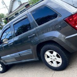2005 Jeep Cherokee · High Altitude Sport Utility 4D