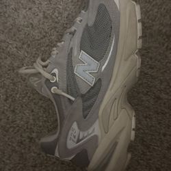 Grey New Balanced 725