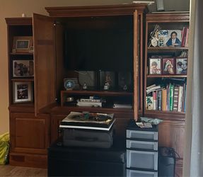 3-piece entertainment center/bookshelves