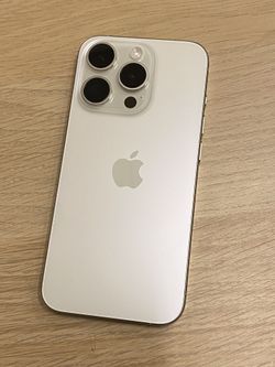 iPhone 15 Pro Fully Unlocked